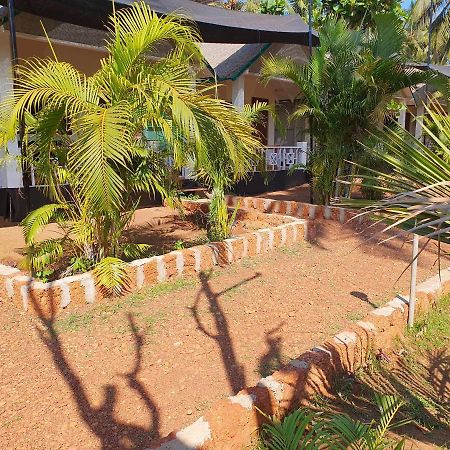 Saxony Beach Huts Agonda Ngoại thất bức ảnh