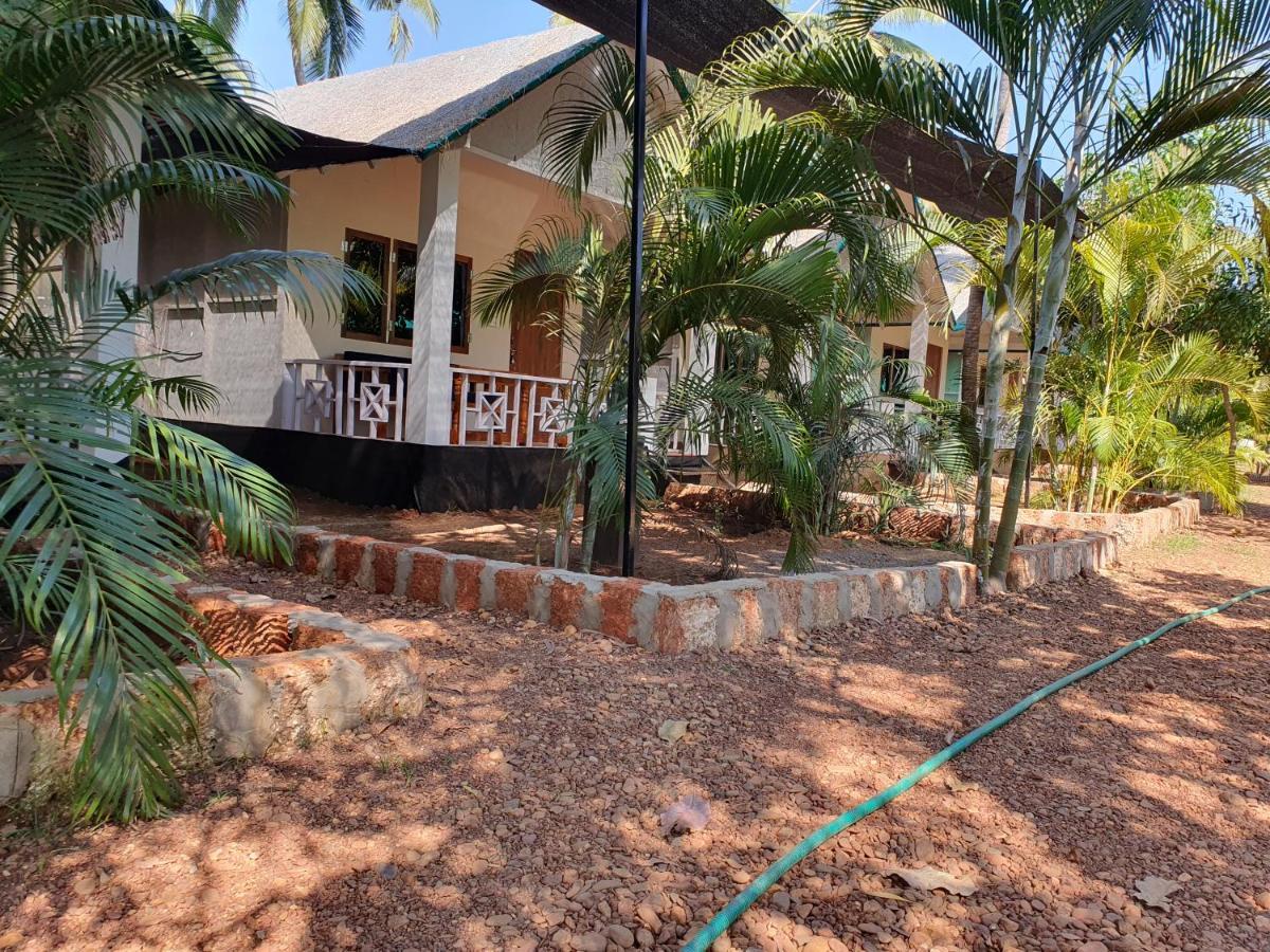 Saxony Beach Huts Agonda Ngoại thất bức ảnh